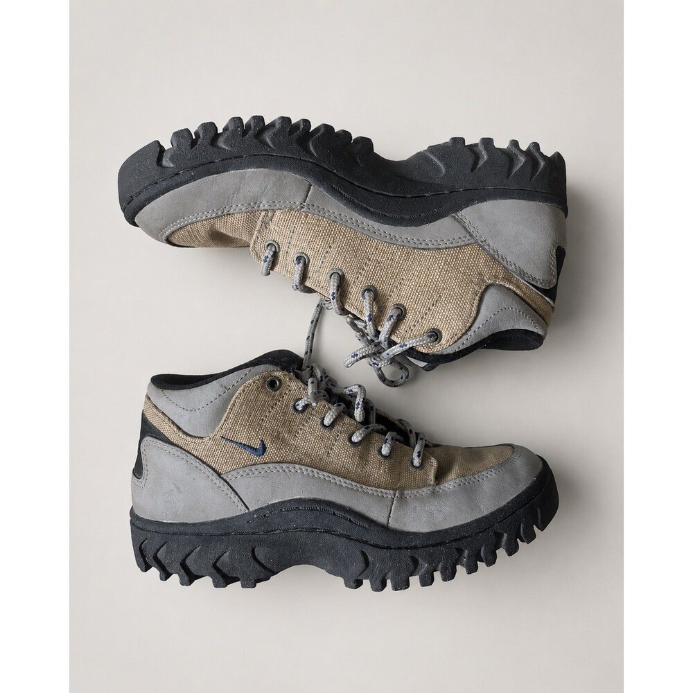 Vintage Nike ACG Zion Women’s 7.5 Tan Brown Canvas Hiking Trail Shoes 90